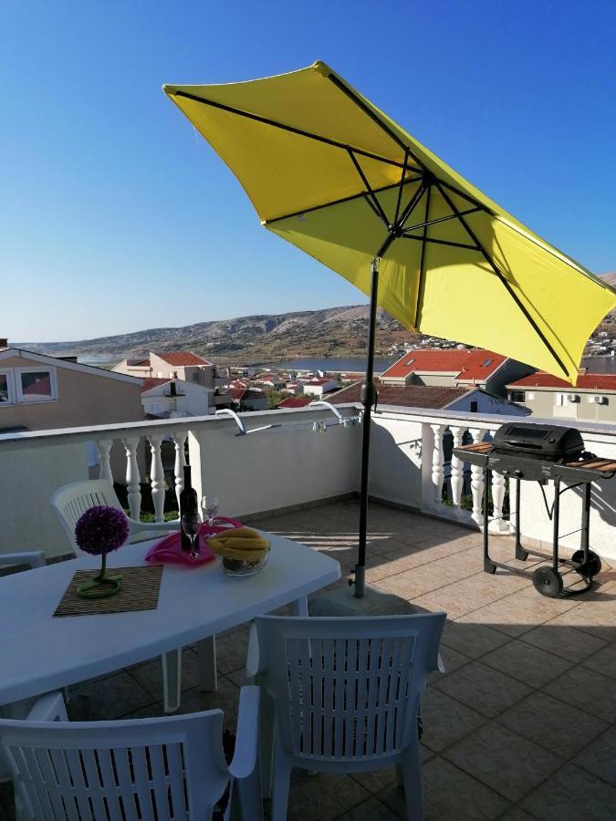 Apartments Dario Pag Town Exterior foto